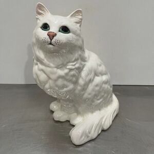 Beswick England Green White Persian Sitting Porcelain Cat Figure 1867 8”